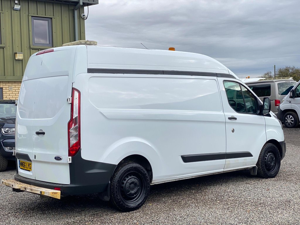 Used Ford Transit Custom 2016 for sale - 76372429: Photo 4