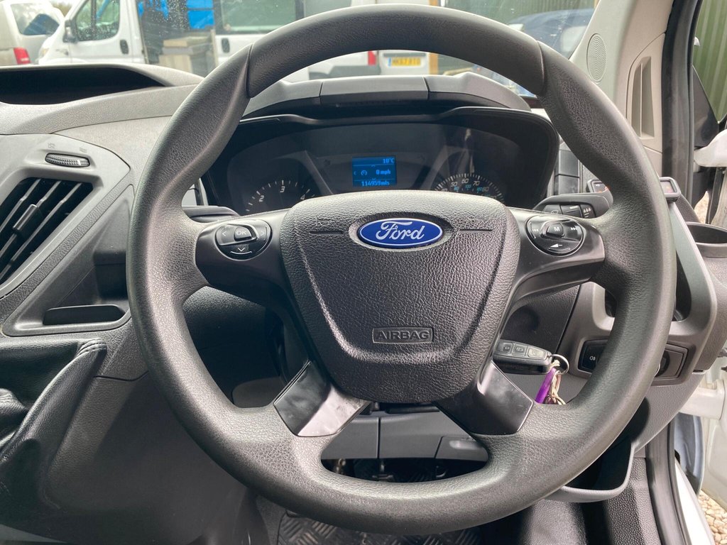 Used Ford Transit Custom 2016 for sale - 76372429: Photo 40