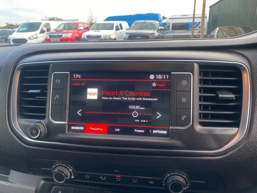 Used Citroen Dispatch 2018 for sale - 76482151: Photo 30