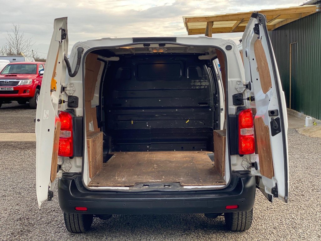 Used Citroen Dispatch 2018 for sale - 76482151: Photo 44