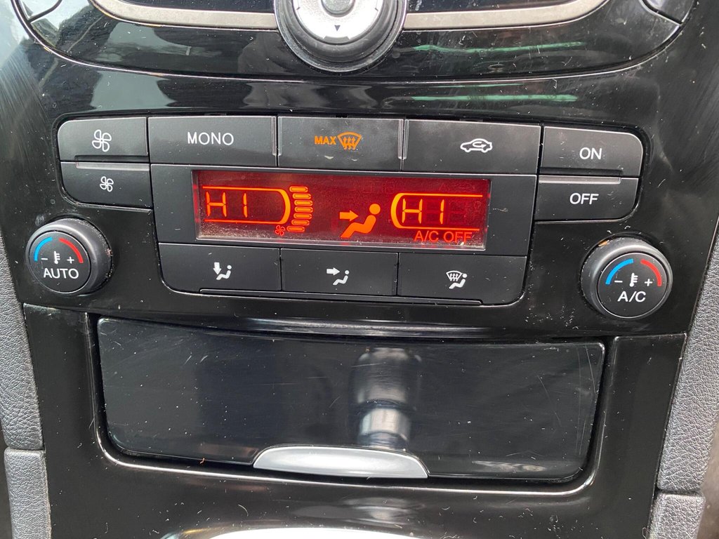 Used Ford S-Max 2012 for sale - 77388789: Photo 33