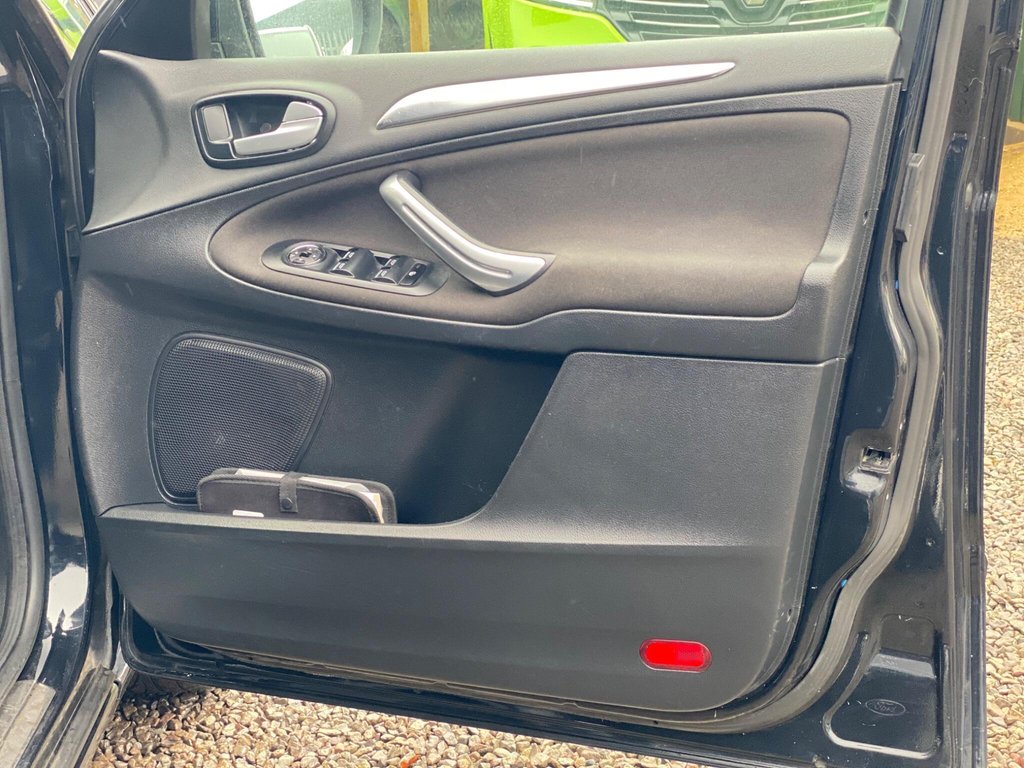 Used Ford S-Max 2012 for sale - 77388789: Photo 42