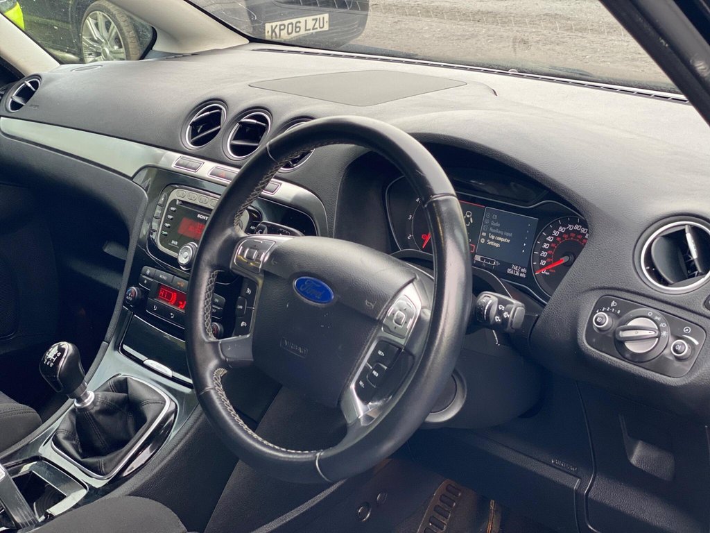 Used Ford S-Max 2012 for sale - 77388789: Photo 6