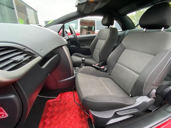 Used Peugeot 207 CC 2012 for sale - 76313131: Photo 41