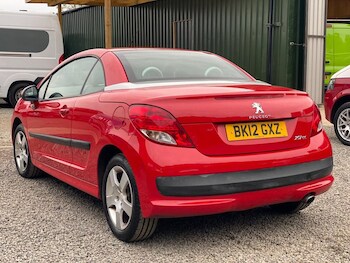 Used Peugeot 207 CC 2012 for sale - 76313131: Photo