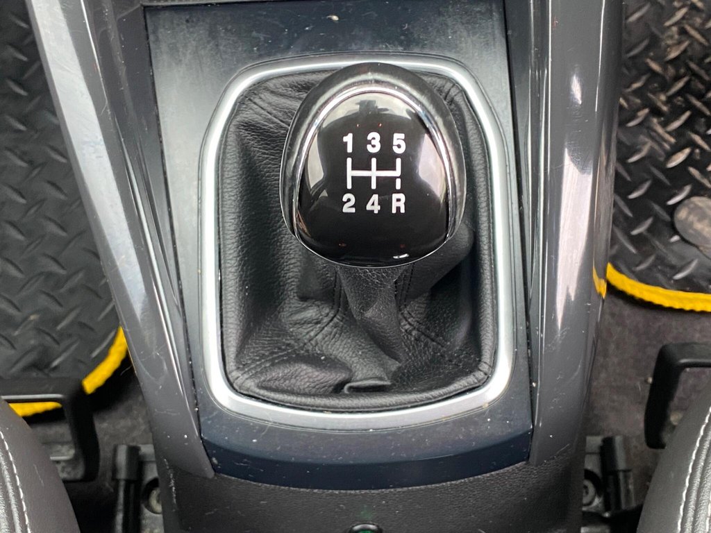 Used Ford Ecosport 2017 for sale - 77525845: Photo 37