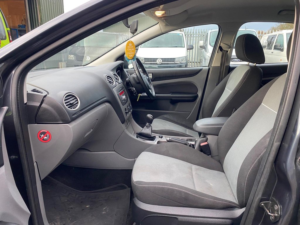 Used Ford Focus 2010 for sale - 78180775: Photo 13