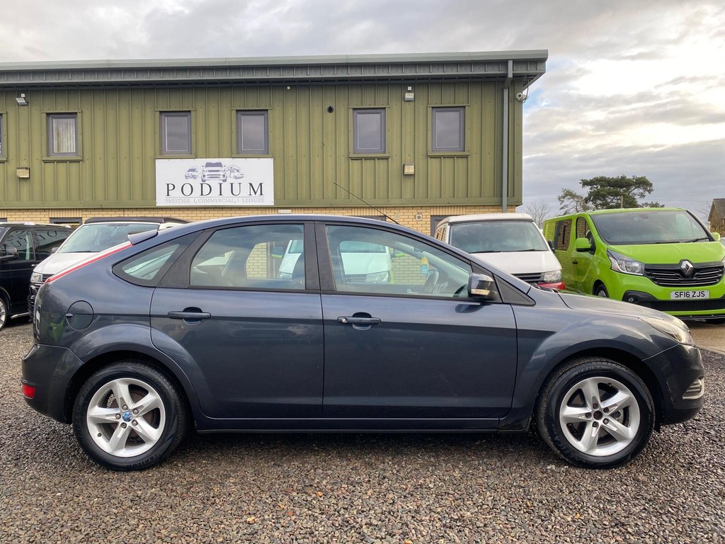 Used Ford Focus 2010 for sale - 78180775: Photo 17