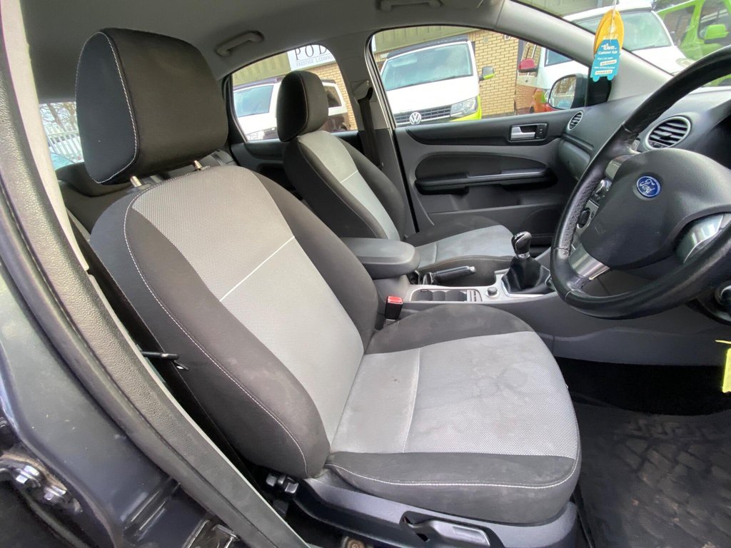 Used Ford Focus 2010 for sale - 78180775: Photo 27