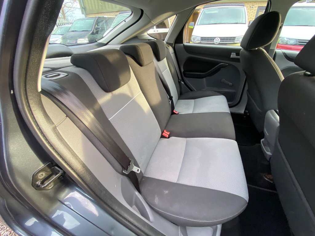 Used Ford Focus 2010 for sale - 78180775: Photo 35