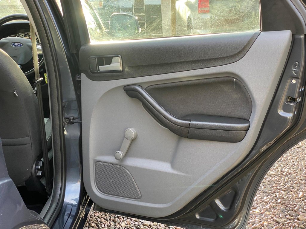 Used Ford Focus 2010 for sale - 78180775: Photo 36