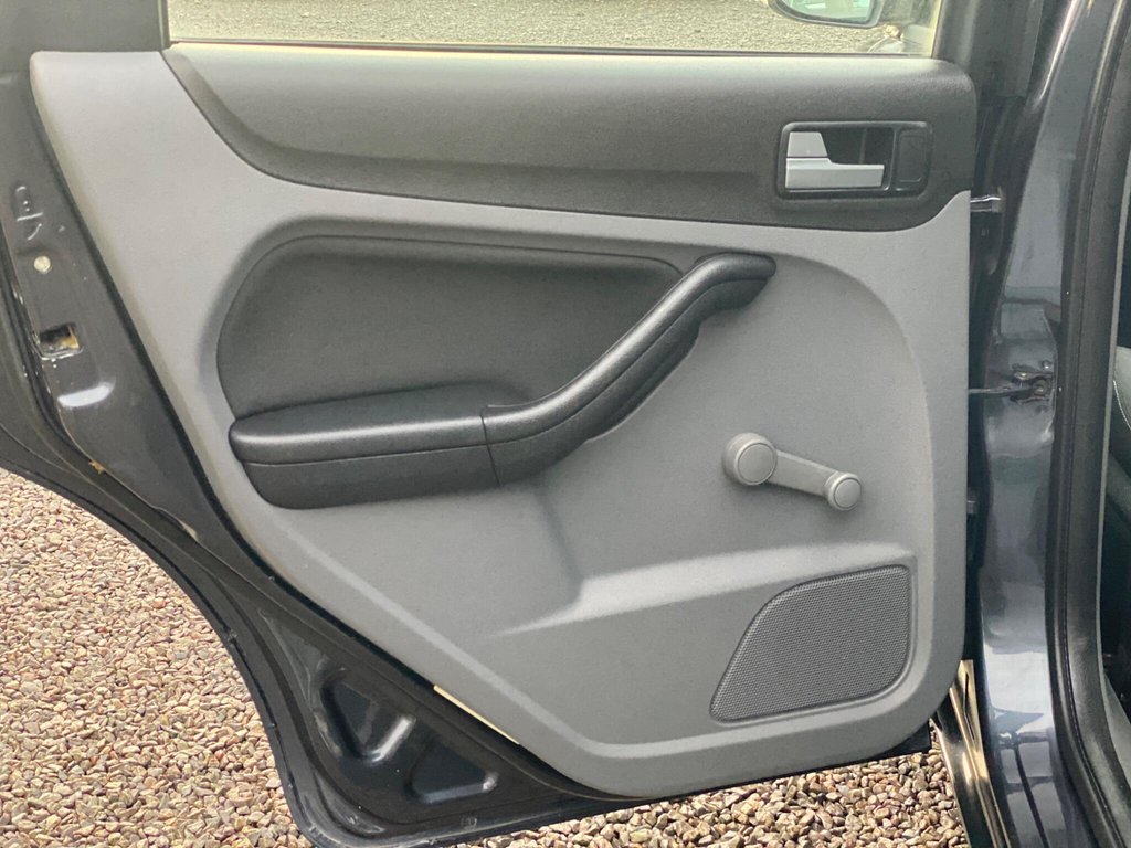 Used Ford Focus 2010 for sale - 78180775: Photo 40