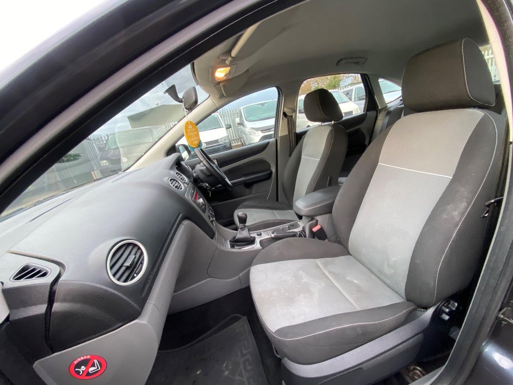 Used Ford Focus 2010 for sale - 78180775: Photo 41