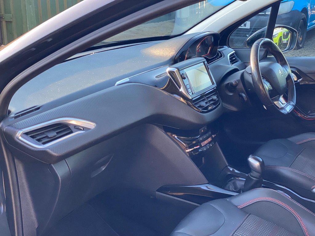 Used Peugeot 2008 2017 for sale - 77080465: Photo 14