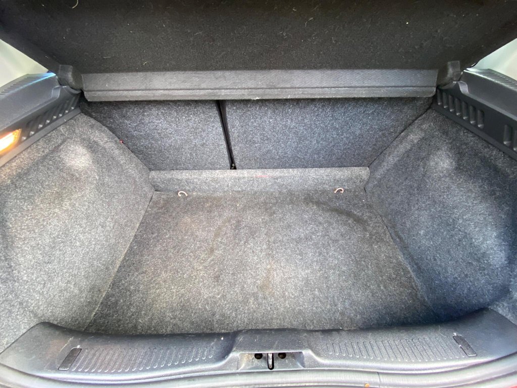 Used Renault Clio 2011 for sale - 76372552: Photo 12