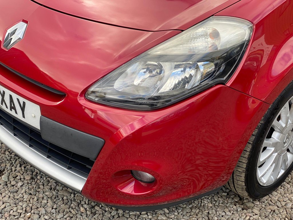 Used Renault Clio 2011 for sale - 76372552: Photo 23
