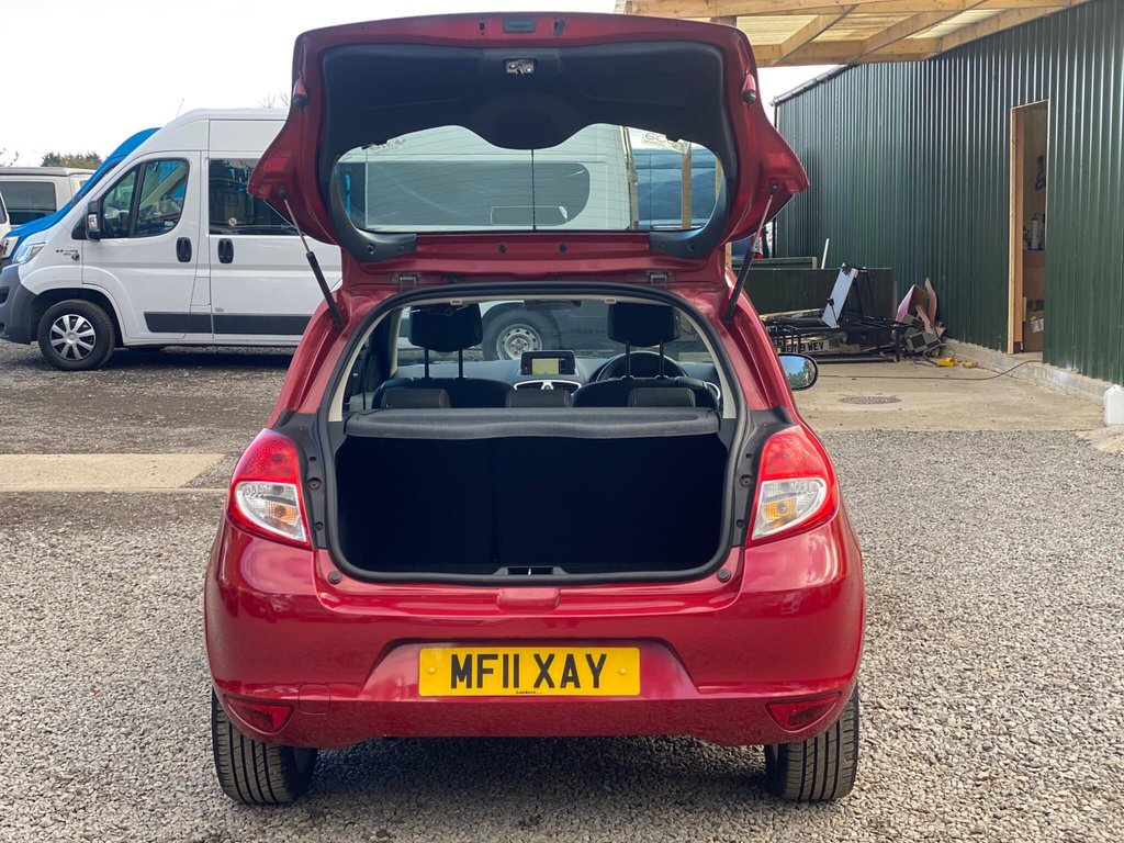Used Renault Clio 2011 for sale - 76372552: Photo 41