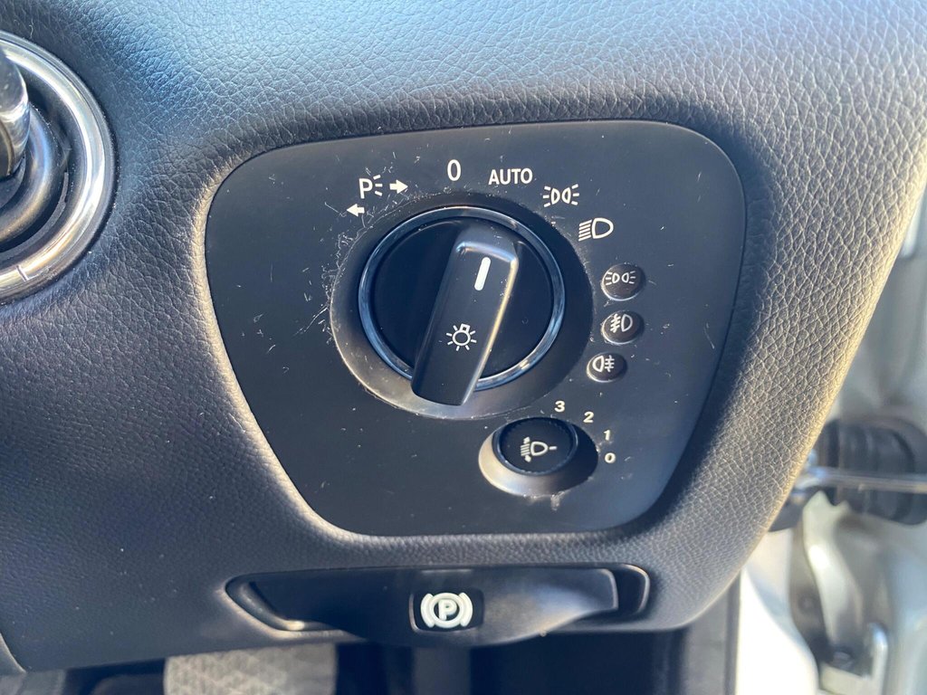 Used Mercedes-Benz CLS 2007 for sale - 78158388: Photo 38