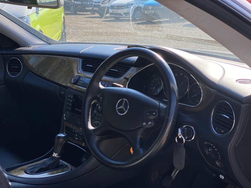 Used Mercedes-Benz CLS 2007 for sale - 78158388: Photo 6