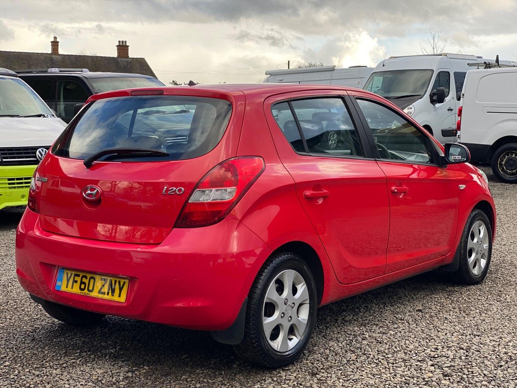 Used Hyundai i20 2011 for sale - 77397295: Photo 5