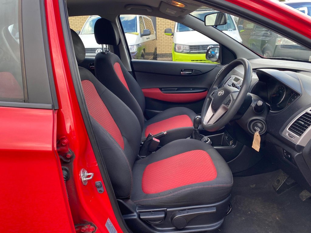 Used Hyundai i20 2011 for sale - 77397295: Photo 7