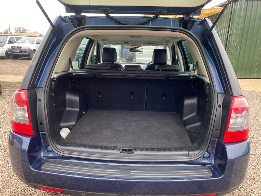 Used Land Rover Freelander 2010 for sale - 77779942: Photo 14