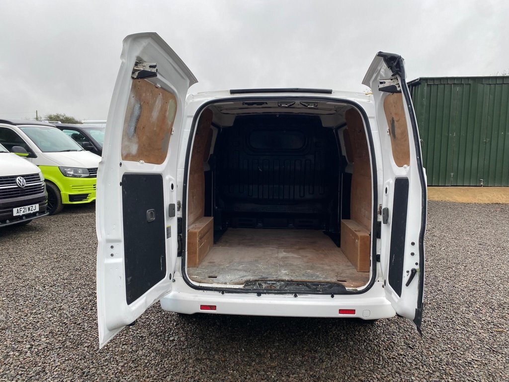 Used Nissan NV200 2017 for sale - 77307400: Photo 11