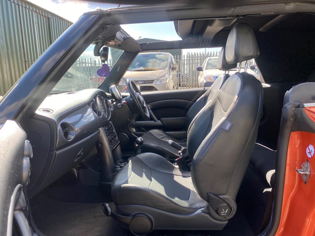 Used MINI Convertible 2005 for sale - 78117614: Photo 14