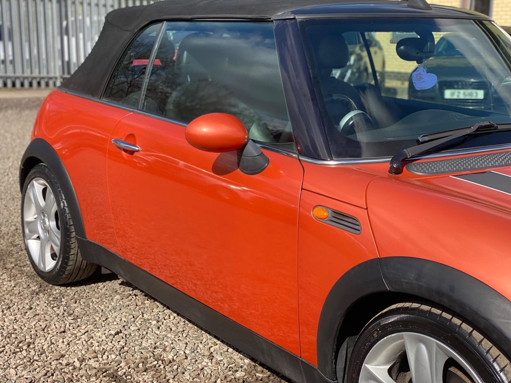 Used MINI Convertible 2005 for sale - 78117614: Photo 21