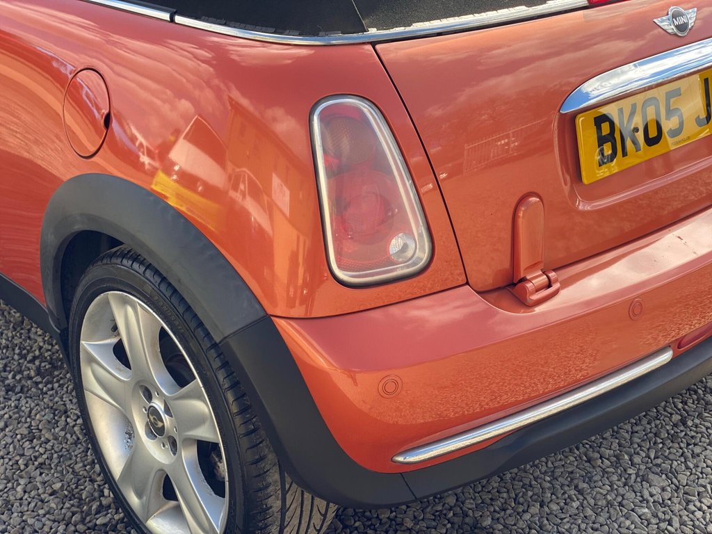 Used MINI Convertible 2005 for sale - 78117614: Photo 24