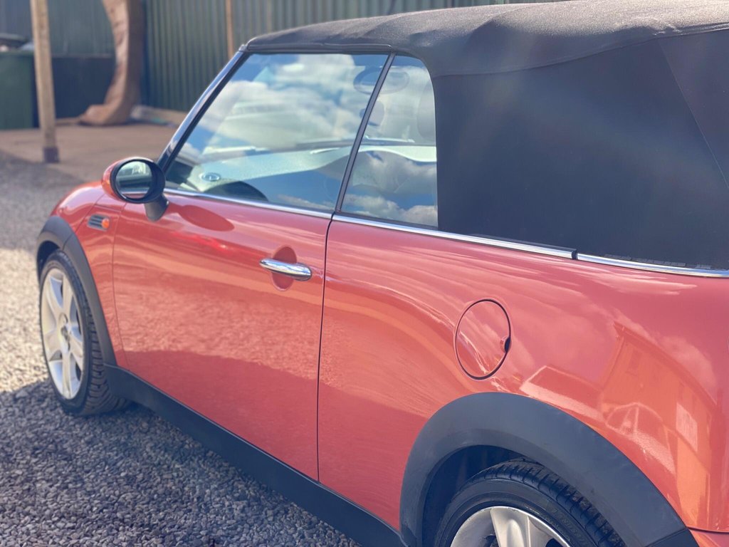 Used MINI Convertible 2005 for sale - 78117614: Photo 25