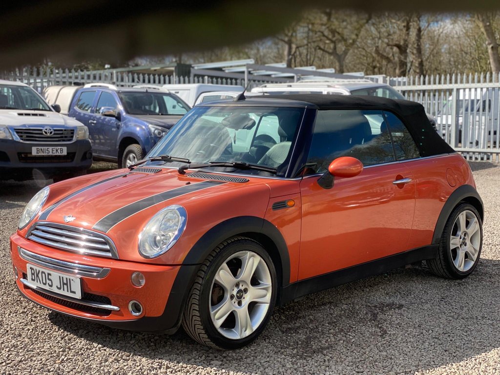 Used MINI Convertible 2005 for sale - 78117614: Photo 3