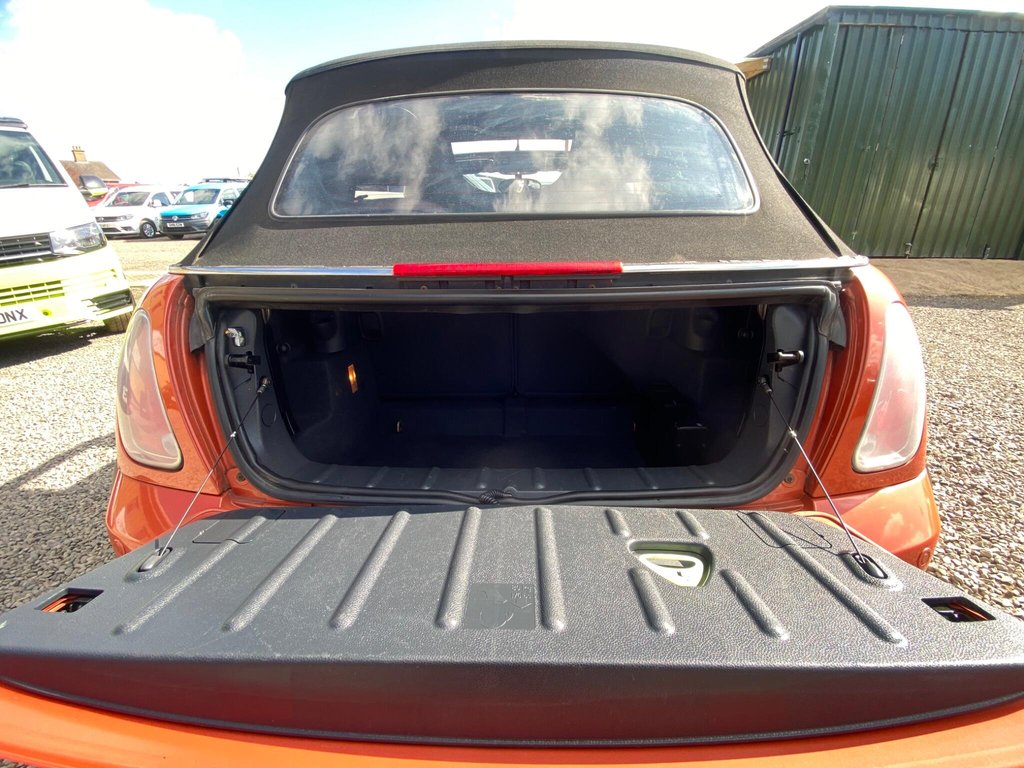 Used MINI Convertible 2005 for sale - 78117614: Photo 37