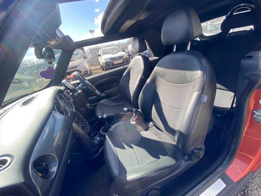 Used MINI Convertible 2005 for sale - 78117614: Photo 42