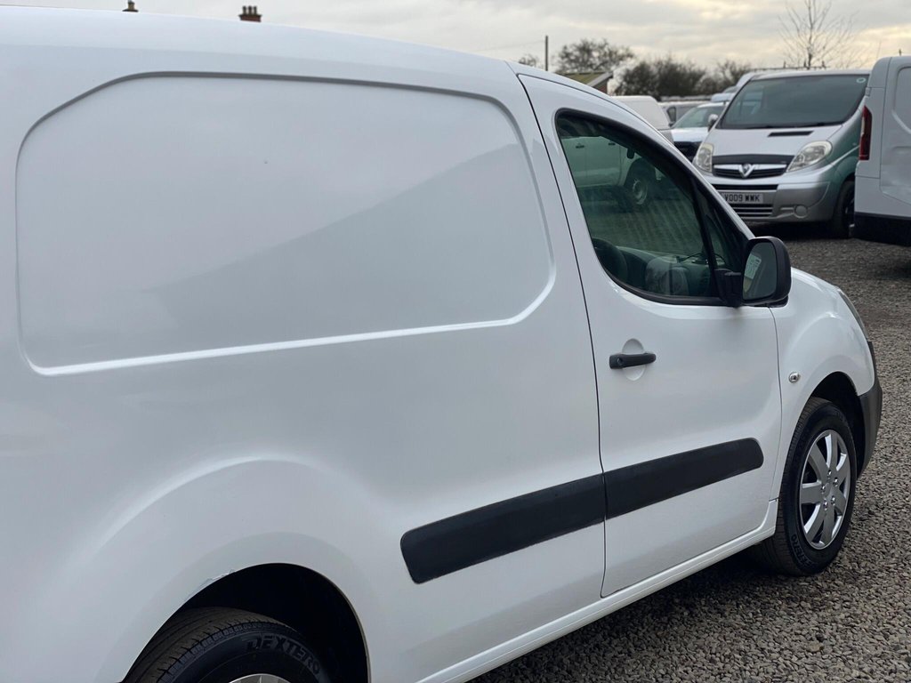 Used Citroen Berlingo 2015 for sale - 77600179: Photo 29