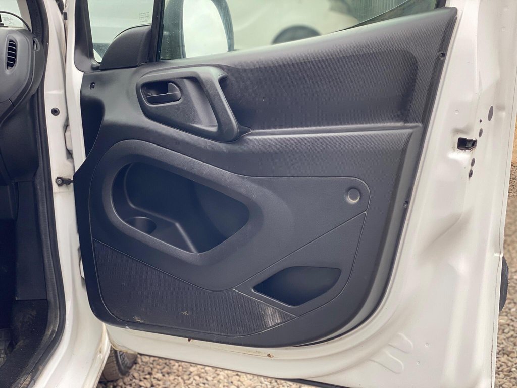 Used Citroen Berlingo 2015 for sale - 77600179: Photo 40