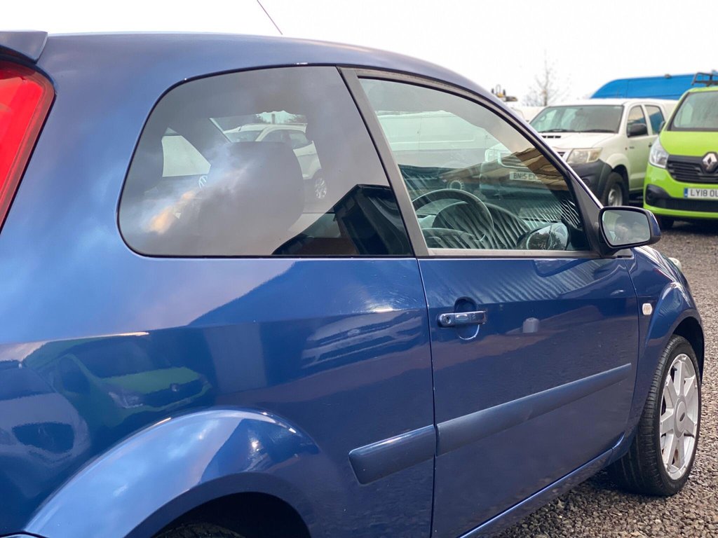 Used Ford Fiesta 2007 for sale - 76434457: Photo 30