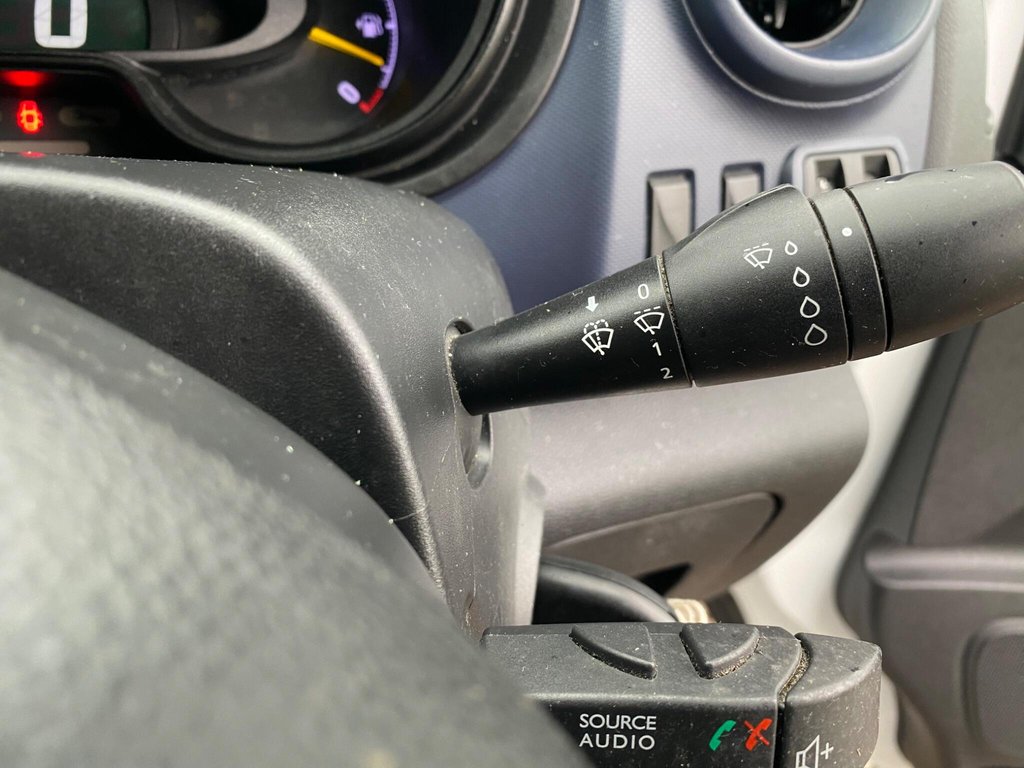 Used Vauxhall Vivaro 2015 for sale - 76665453: Photo 33