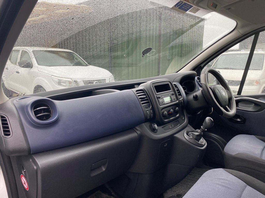 Used Vauxhall Vivaro 2015 for sale - 76665453: Photo 47