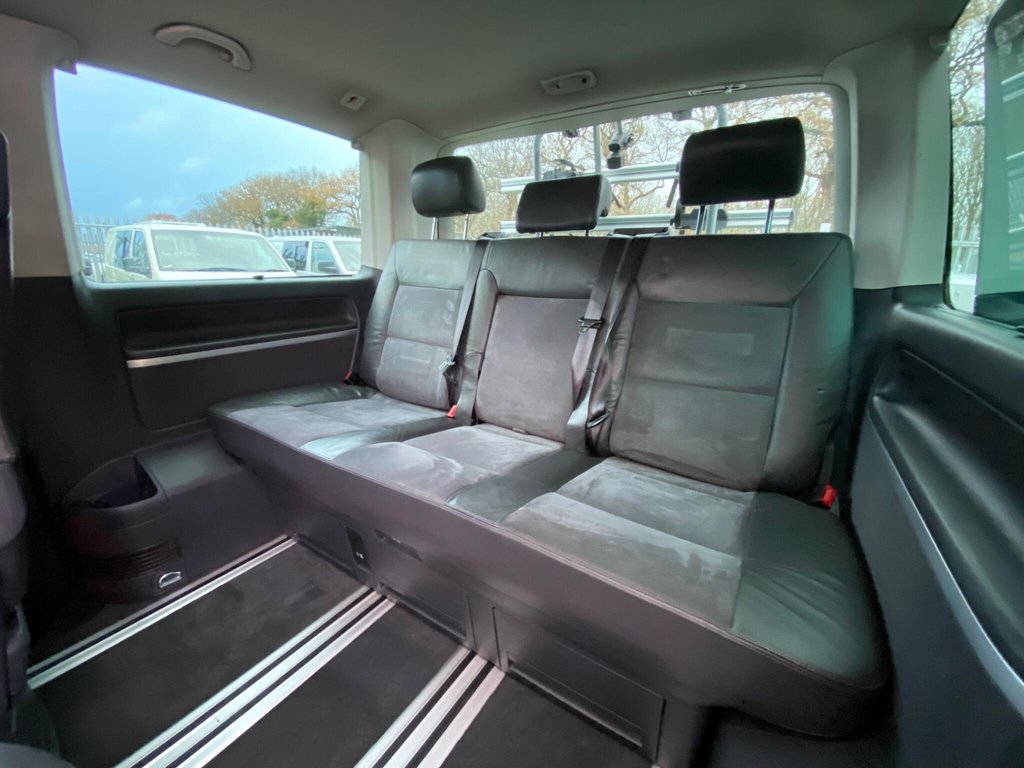 Used Volkswagen Caravelle 2011 for sale - 76841687: Photo 24