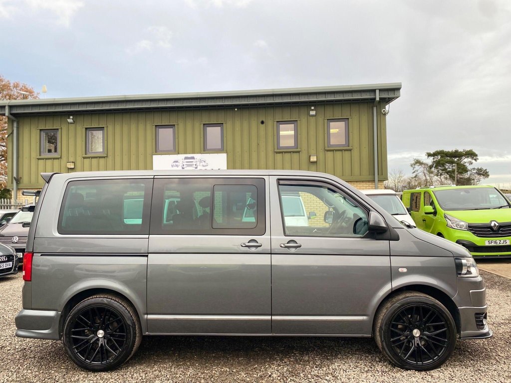 Used Volkswagen Caravelle 2011 for sale - 76841687: Photo 33