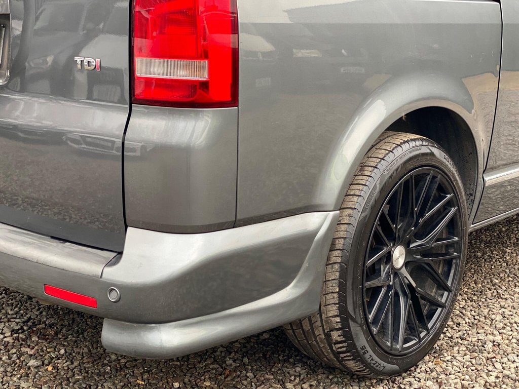 Used Volkswagen Caravelle 2011 for sale - 76841687: Photo 40