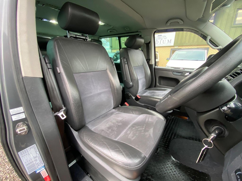Used Volkswagen Caravelle 2011 for sale - 76841687: Photo 43