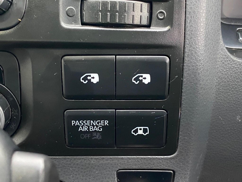 Used Volkswagen Caravelle 2011 for sale - 76841687: Photo 48