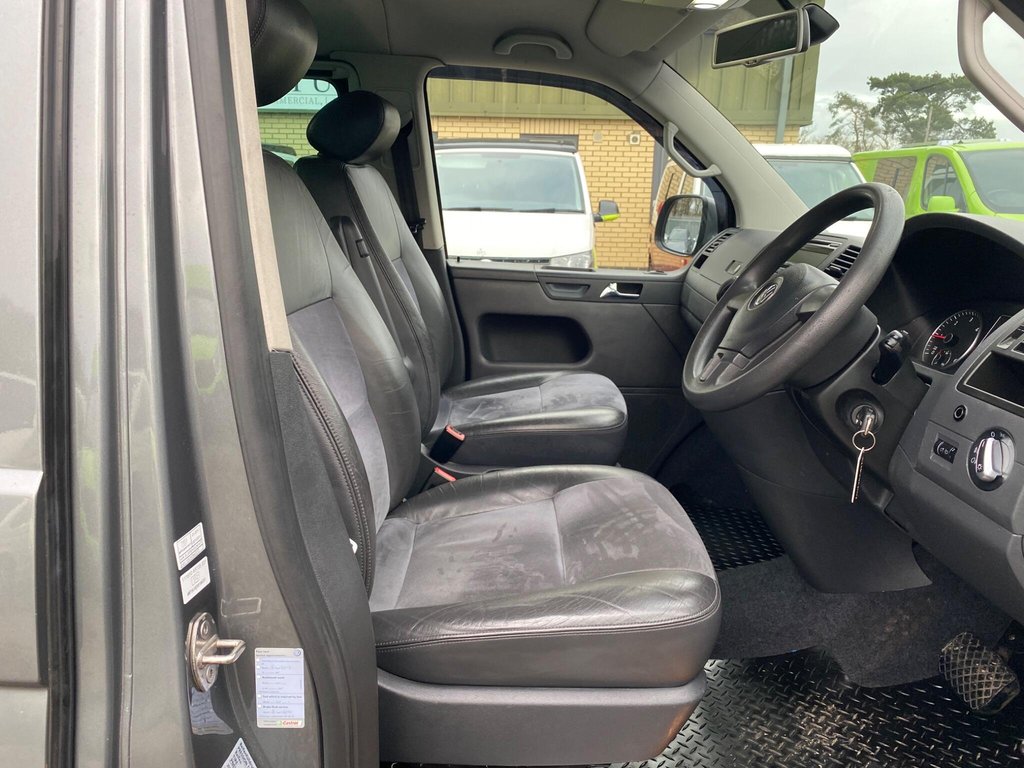 Used Volkswagen Caravelle 2011 for sale - 76841687: Photo 7