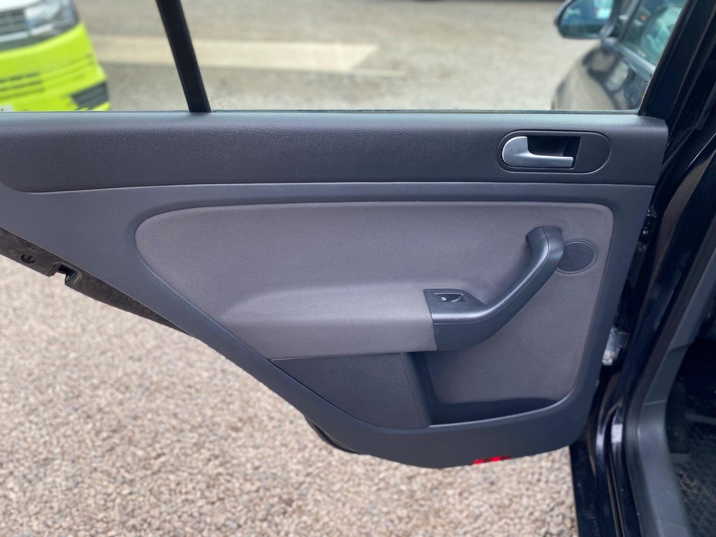 Used Volkswagen Golf Plus 2008 for sale - 78215832: Photo 47