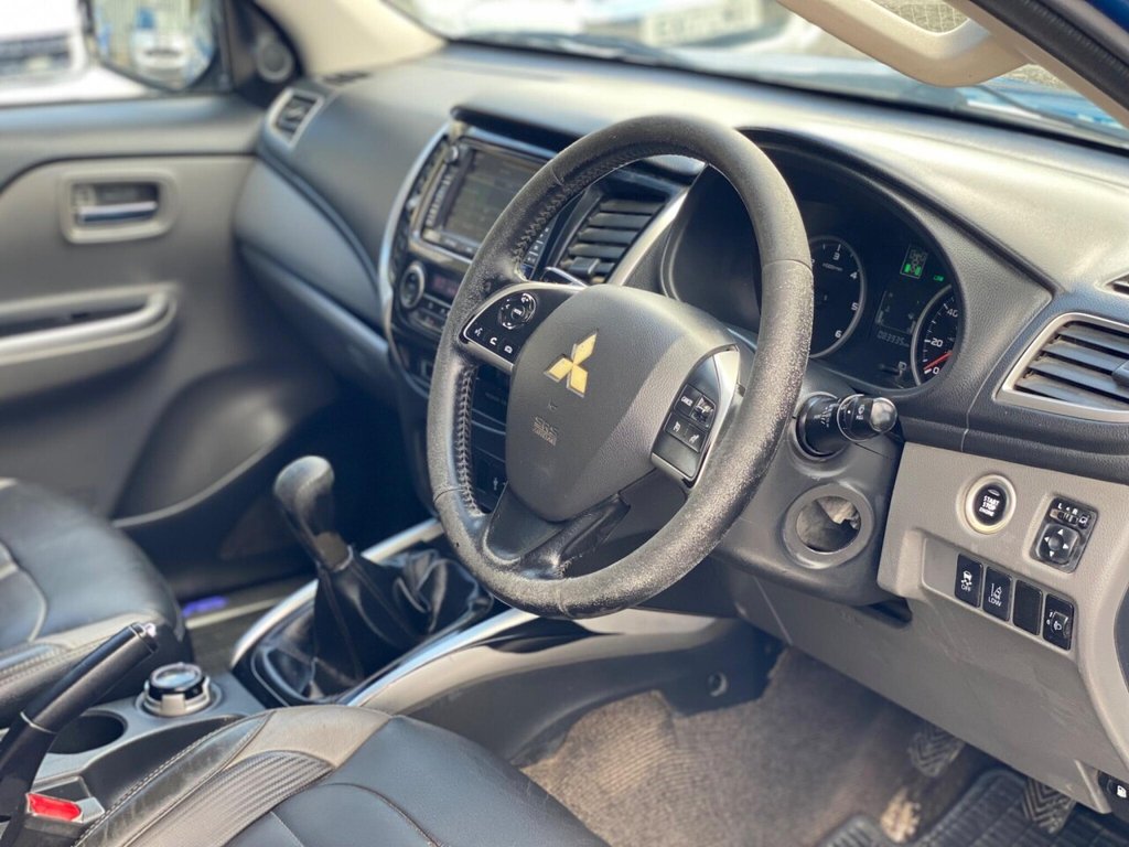 Used Mitsubishi L200 2015 for sale - 76035052: Photo 9