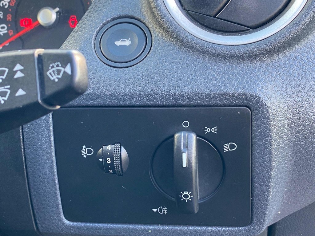 Used Ford Fiesta 2006 for sale - 77232012: Photo 38