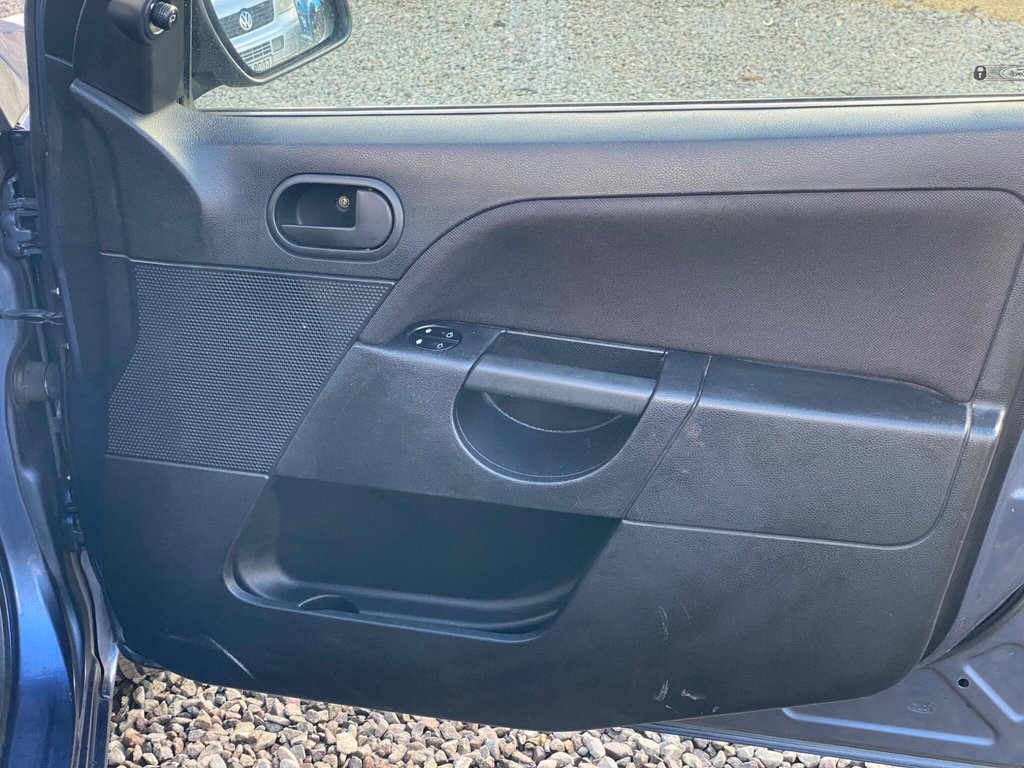 Used Ford Fiesta 2006 for sale - 77232012: Photo 40