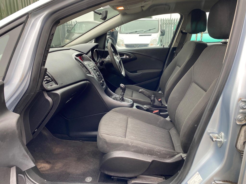 Used Vauxhall Astra 2015 for sale - 77795057: Photo 14